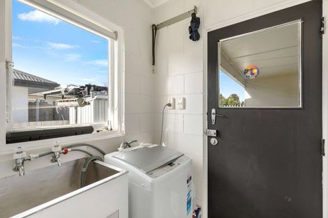 Photo of property in 2/145 College Street, Awapuni, Palmerston North, 4412