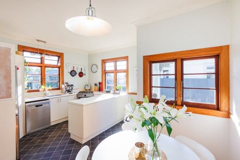 Photo of property in 50 Guy Avenue, Takaro, Palmerston North, 4410