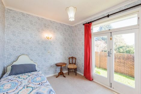 Photo of property in 35 Montgomery Terrace, Hokowhitu, Palmerston North, 4410