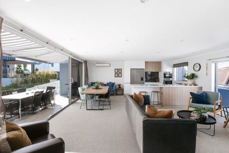 Photo of property in 369c Oceanbeach Road, Mount Maunganui, 3116