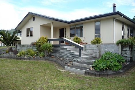 Photo of property in 9 Winderton Way, Pauanui, Hikuai, 3579