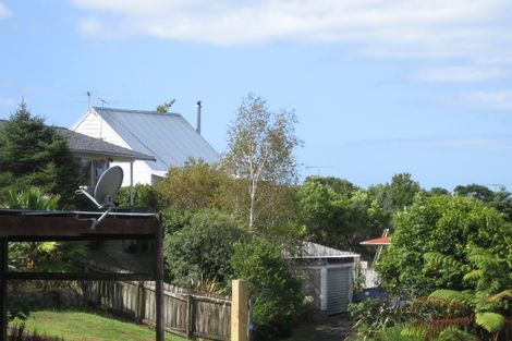 Photo of property in 50 Japonica Drive, Beach Haven, Auckland, 0626
