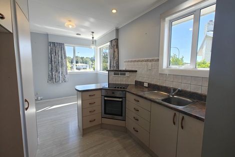 Photo of property in 16 Paisley Street, Kew, Invercargill, 9812