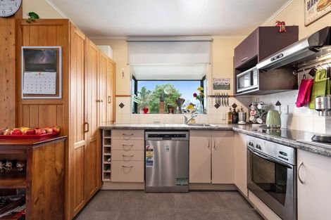 Photo of property in 17 Runuku Grove, Turangi, 3334