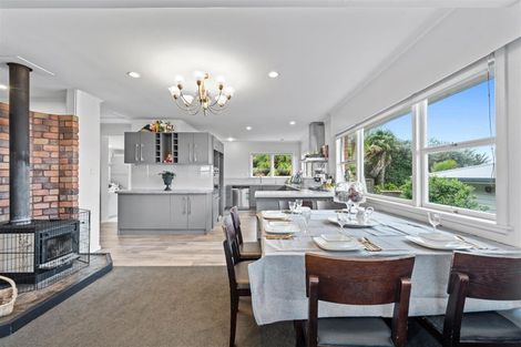 Photo of property in 2 Bickerstaffe Road, Maungaturoto, 0520