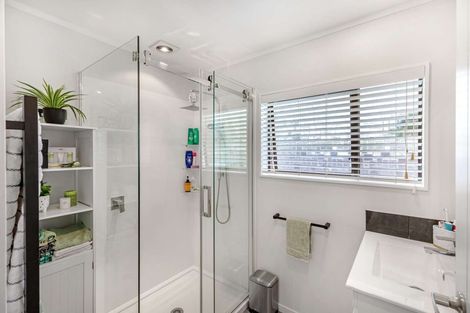 Photo of property in 2/99 Seddon Street, Pukekohe, 2120