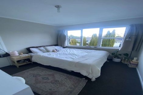 Photo of property in 113 Parkvale Road, Karori, Wellington, 6012