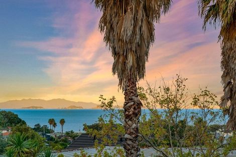 Photo of property in 1a Prestige Place, Castor Bay, Auckland, 0620