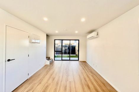 Photo of property in 9/239 Porchester Road, Takanini, 2112