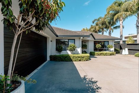 Photo of property in 16 Tomika Crescent, Papamoa Beach, Papamoa, 3118