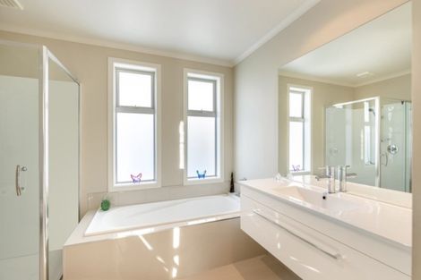 Photo of property in 37 Sanderlane Drive, Motueka, 7120