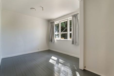 Photo of property in 23 Red Hills Road, Massey, Auckland, 0614