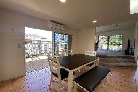 Photo of property in 18 Waru Nui Court, Orewa, 0931