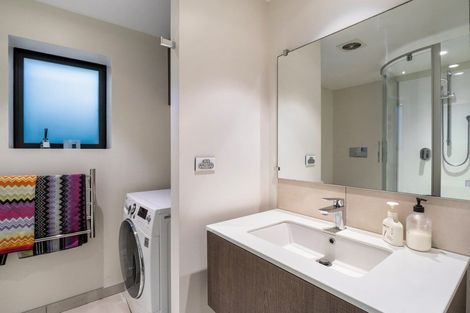 Photo of property in 18b Maunganui Road, Mount Maunganui, 3116