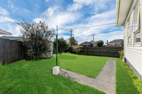 Photo of property in 21 Kautami Avenue, Papatoetoe, Auckland, 2025