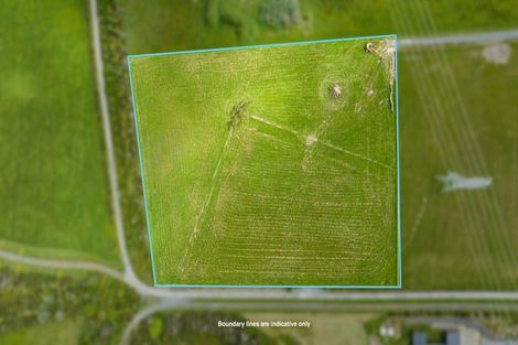 Photo of property in 163 Nixon Road, Taupaki, 0782