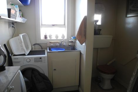 Photo of property in 43 Harris Street, Waimate, 7924