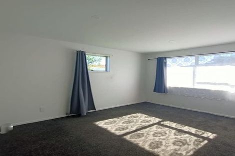 Photo of property in 5 Mckinstry Avenue, Mangere East, Auckland, 2024