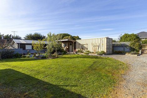 Photo of property in 18-19 Harbour Terrace, Kakanui, Oamaru, 9495