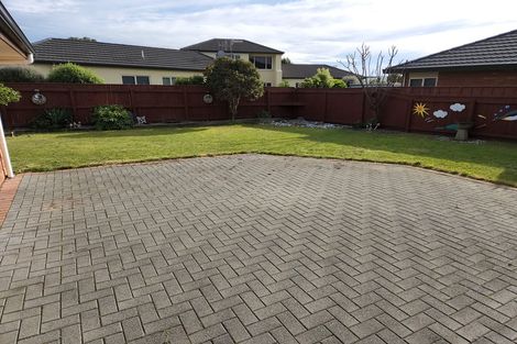 Photo of property in 170 Milne Drive, Paraparaumu, 5032