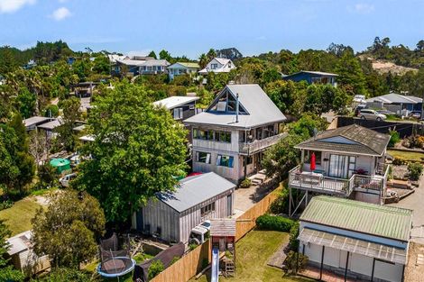 Photo of property in 28 Stillwater Crescent, Stillwater, Silverdale, 0993