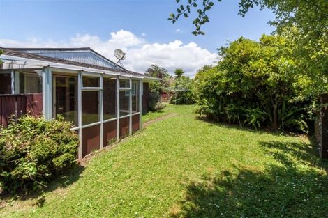 Photo of property in 84 Stanniland Street, Sunnyhills, Auckland, 2010