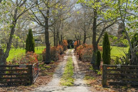Photo of property in 906 Tukairangi Road, Acacia Bay, Taupo, 3385