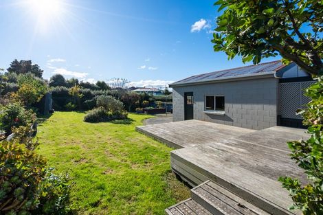 Photo of property in 2 Warwick Street, Balaclava, Dunedin, 9011