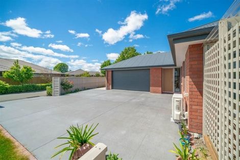 Photo of property in 2 Mimosa Lane, Yaldhurst, Christchurch, 8042