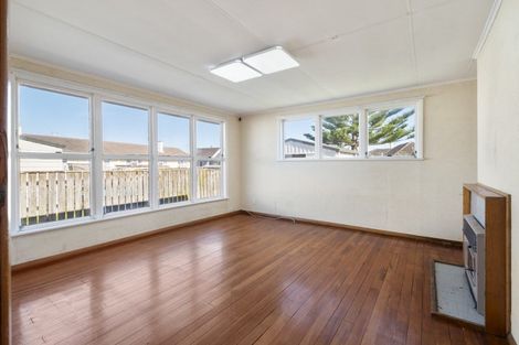 Photo of property in 6 Taumaihi Street, Bulls, 4818