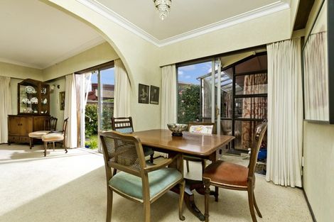 Photo of property in 2/19 Craig Road, Milford, Auckland, 0620