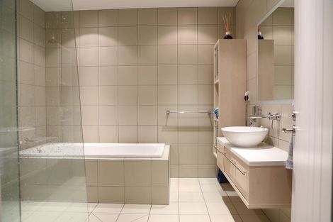 Photo of property in 35 Aliford Avenue, One Tree Hill, Auckland, 1061