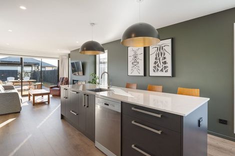 Photo of property in 4/21 Blakes Road, Belfast, Christchurch, 8051