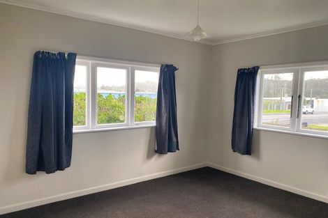 Photo of property in 24 Airdrie Road, Ranui, Auckland, 0612