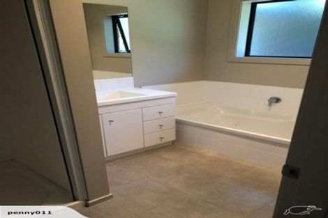 Photo of property in 22 Caldera Close, Pyes Pa, Tauranga, 3112