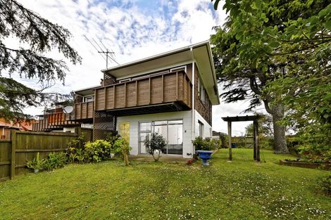 Photo of property in 1/60 West Coast Road, Glen Eden, Auckland, 0602