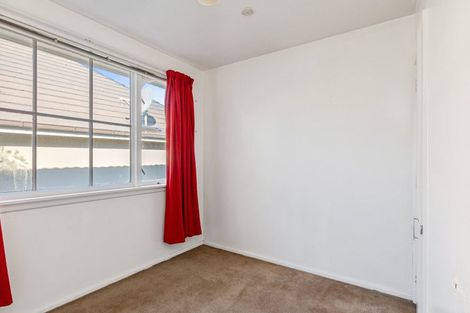 Photo of property in 12 Ladbrokes Place, Fendalton, Christchurch, 8052