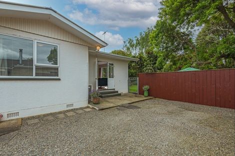 Photo of property in 27a Churchill Avenue, Hokowhitu, Palmerston North, 4410