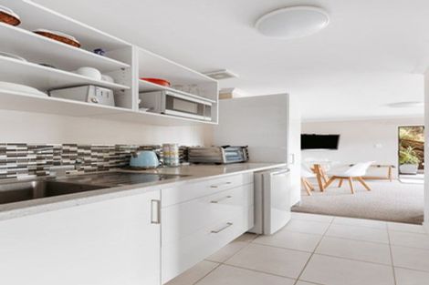 Photo of property in 46 Links View Drive, Omokoroa, 3114