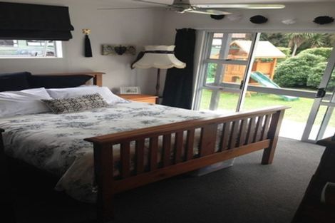 Photo of property in 111 Oakfield Crescent, Pukete, Hamilton, 3200