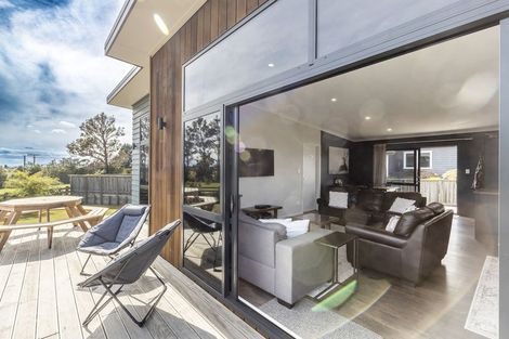 Photo of property in 71 John Norrie Place, Motuoapa, 3382