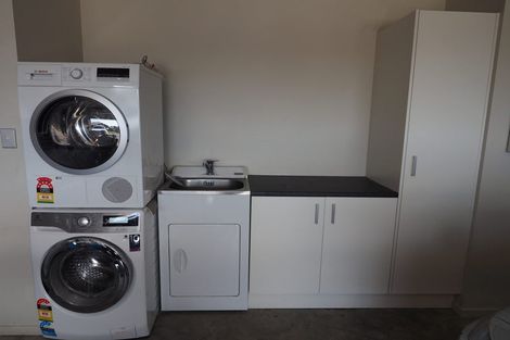 Photo of property in 6 Andesite Drive, Rolleston, 7614