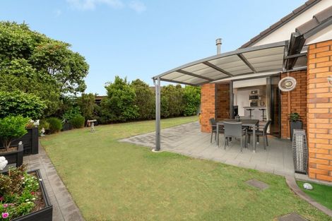 Photo of property in 5 Seabreeze Place, Papamoa Beach, Papamoa, 3118