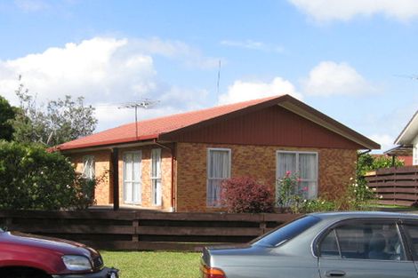 Photo of property in 24 Allington Road, Massey, Auckland, 0614