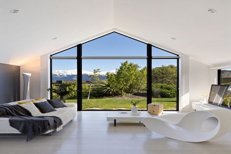 Photo of property in 37 Hackett Road, Jacks Point, Queenstown, 9371