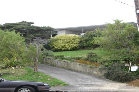 Photo of property in 42 Turville Crescent, Newlands, Wellington, 6037