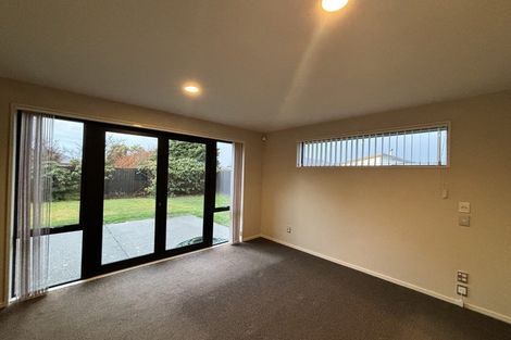 Photo of property in 77 Heathridge Place, Lincoln, 7608