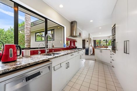 Photo of property in 27 Sturm Avenue, Massey, Auckland, 0614