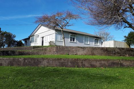 Photo of property in 1397 Egmont Road, Egmont Village, Inglewood, 4386