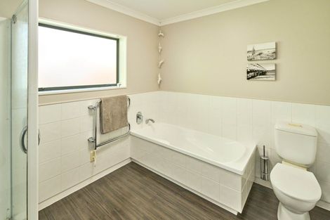 Photo of property in 19 Palm Grove, Belmont, Lower Hutt, 5010